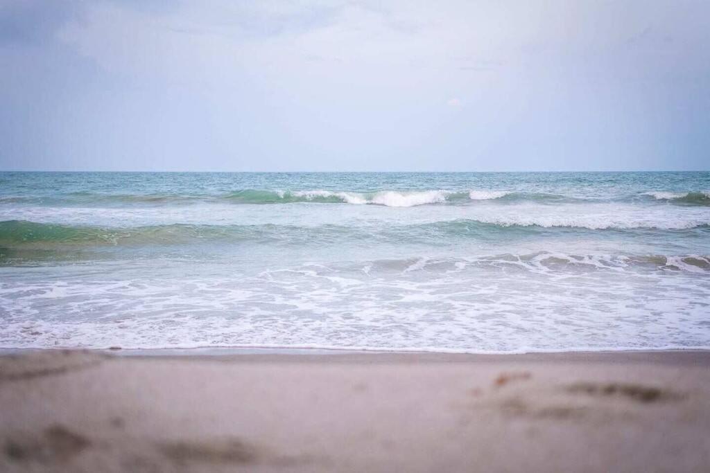 Beach House W/Putting Green/Game Rm/Rooftop Deck Cocoa Beach Eksteriør bilde